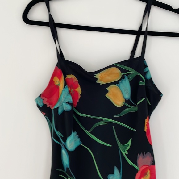 Sundress - Picture 4 of 5